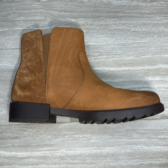 Sorel Emilie II Waterproof Ankle Booties - Picture 6 of 12
